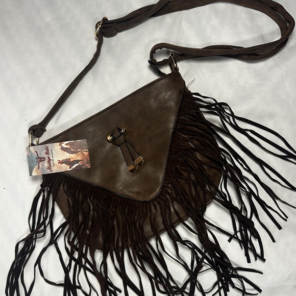 Heritage West Handbags - NWT Heritage West Western Fringe Crossbody Bag